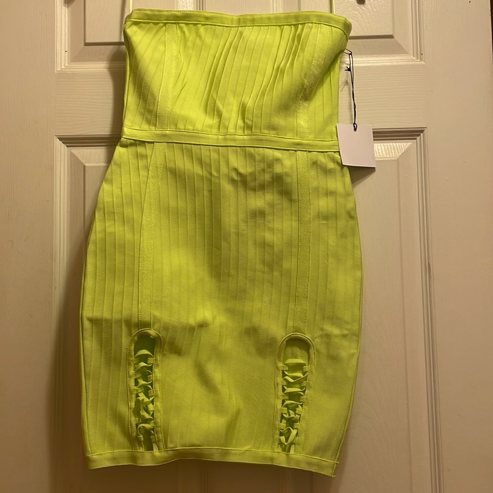 by the way. Bright green strapless dress XS